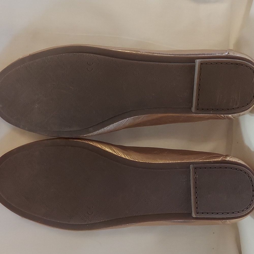 Vionic rose gold ballet flats. NWOT Sz 9 Wide - Picture 4 of 8